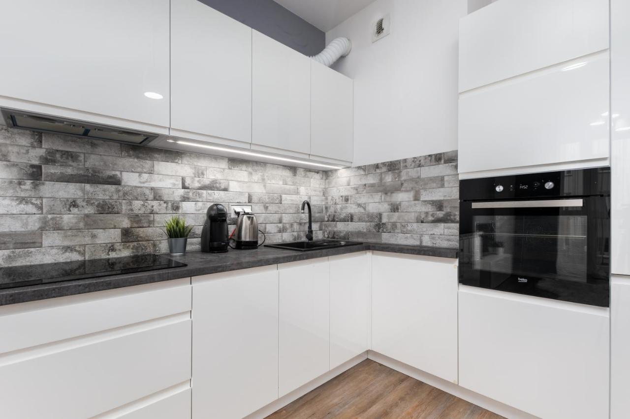 Rakowska 14A 1 Bedroom By Homeprime 바르샤바 외부 사진